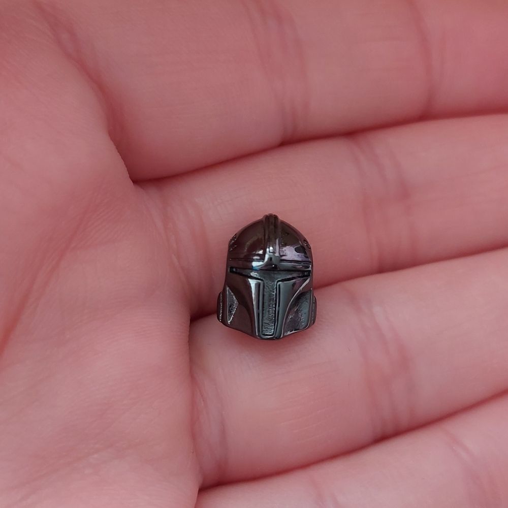 925 Sterling Silver Mandalorian Helmet Star Wars Charm - Picture 3 of 7